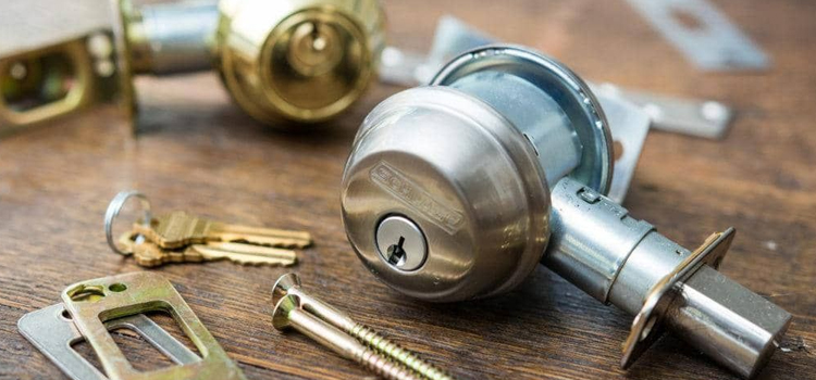 Doorknob Locks Repair Las Flores